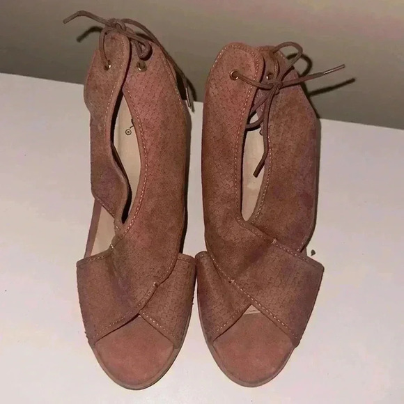 Qupid Tan Faux Suede Open Toe Studded Platform - Picture 1 of 6